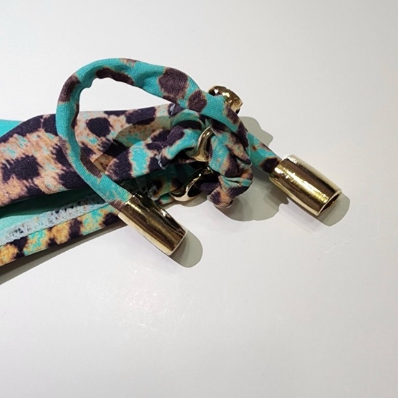 Colombian 2 Piece Swinsuit - Picture 5 of 8